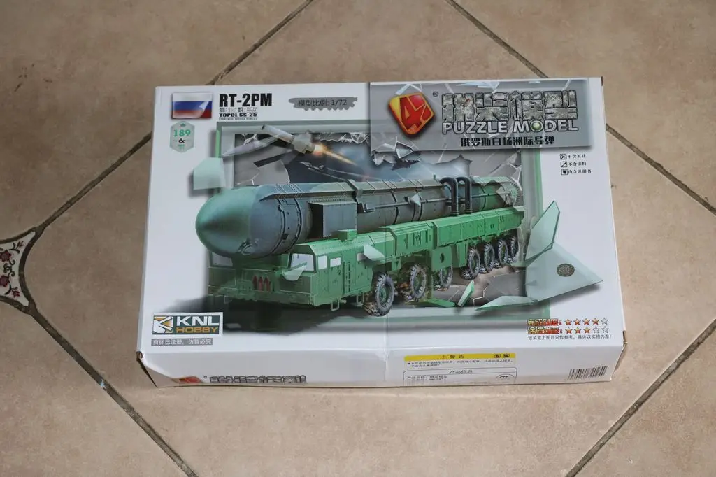 KNL HOBBY 1/72 масштаб российский военный автомобиль ракета Topol пусковая установка для
