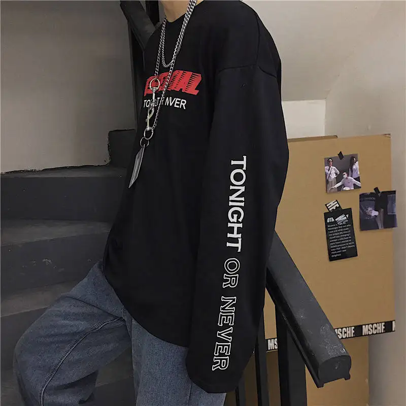 Goedkoop Mode 2019 Brief Print Japan Harajuku Zwart Wit Hip Hop Tshirt Streetwear Mannen Vrouwen Paar Lange Mouwen Losse T shirt grappig