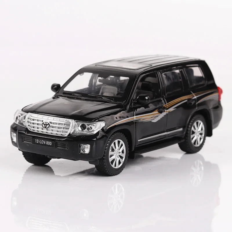 Модель автомобиля LAND CRUISER 1:32 литая модель из сплава с подсветкой и звуком