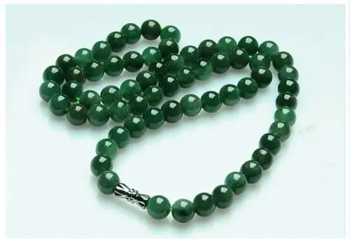 

Miss charm Jew2030 100% Natural Green Jade/Jadeite Necklace/ Beads Necklace