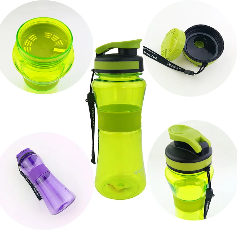 550 مللي 700 مللي الرياضات المائية زجاجة مع الشاي المساعد على التحلل المحمولة البلاستيك الشرب زجاجات مياه للمشي دراجة دراجة الدراجات التخييم