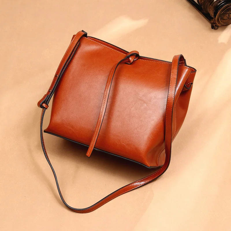 

2019 New Fashion Simple Women's Single Shoulder Obliquely Spin Women's Bag Large-capacity Handbags