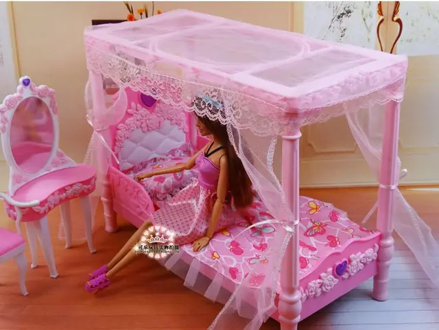 Cama de princesa + Dresser + juego de sillas / muebles de casa de