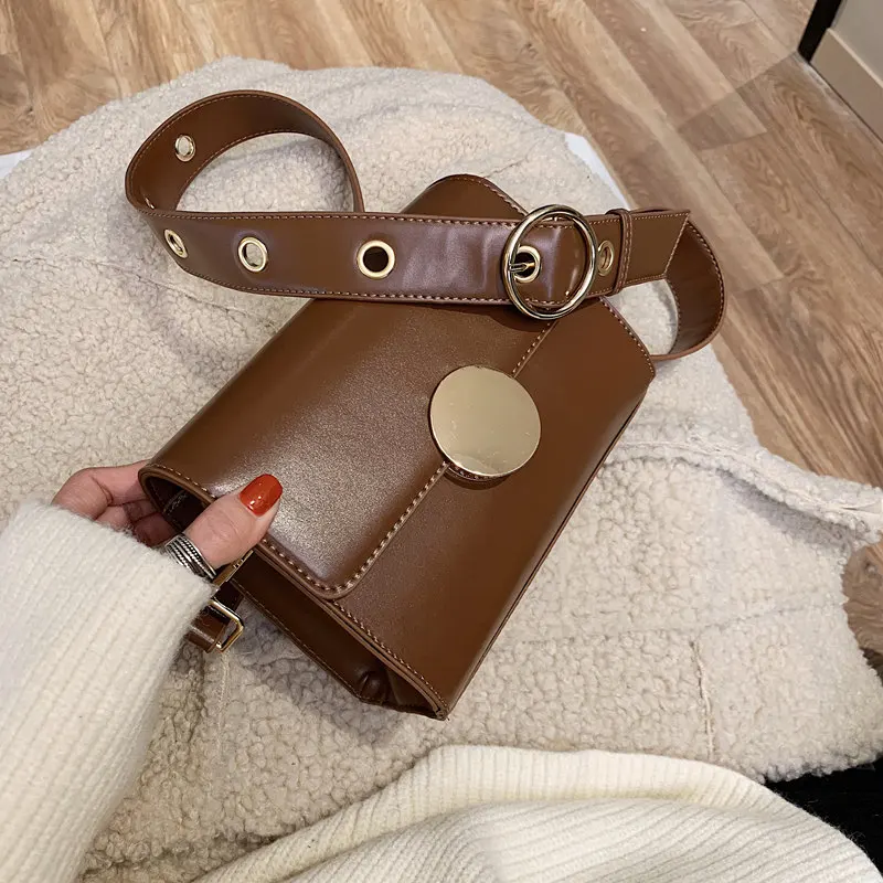 

Small bag female 2019 on the new wave Korean version of the wild fashion casual wide shoulder strap Messenger bag