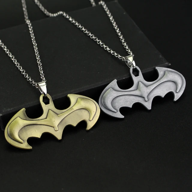 New Arrival The Avengers For Men metal superhero Batman logo pendant