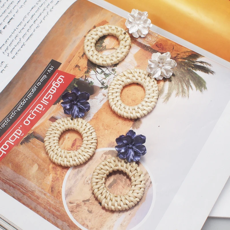 MANILAI Handmade Wooden Straw Weave Earrings Fashion Rattan Weaving Flower Circle Big Earrings Women Jewelry Purple White Color