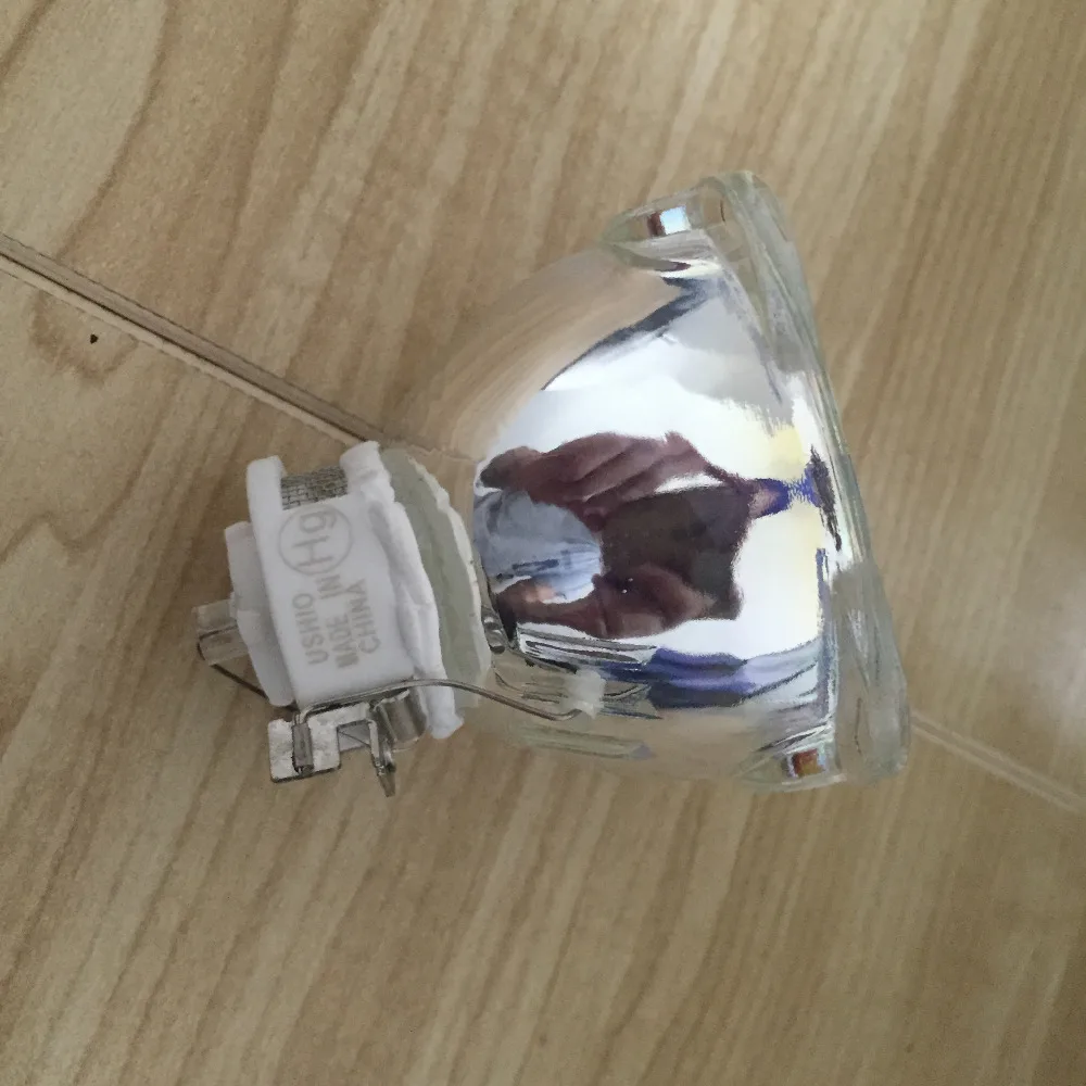 915D116O16 Lamp For MITSUBISHI UD8600U 