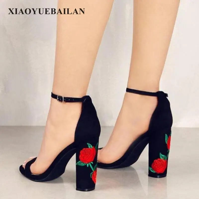 

2017 Explosion, Suede Embroidered, Heel Heeled Sandals, Big Size Women's Shoes, Fashionable Sandals