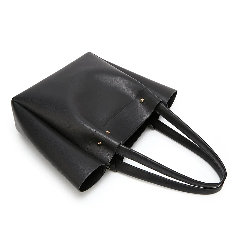 2018 new shoulder bag female Europe and America large capacity ladies bag retro fashion black bag free shipping