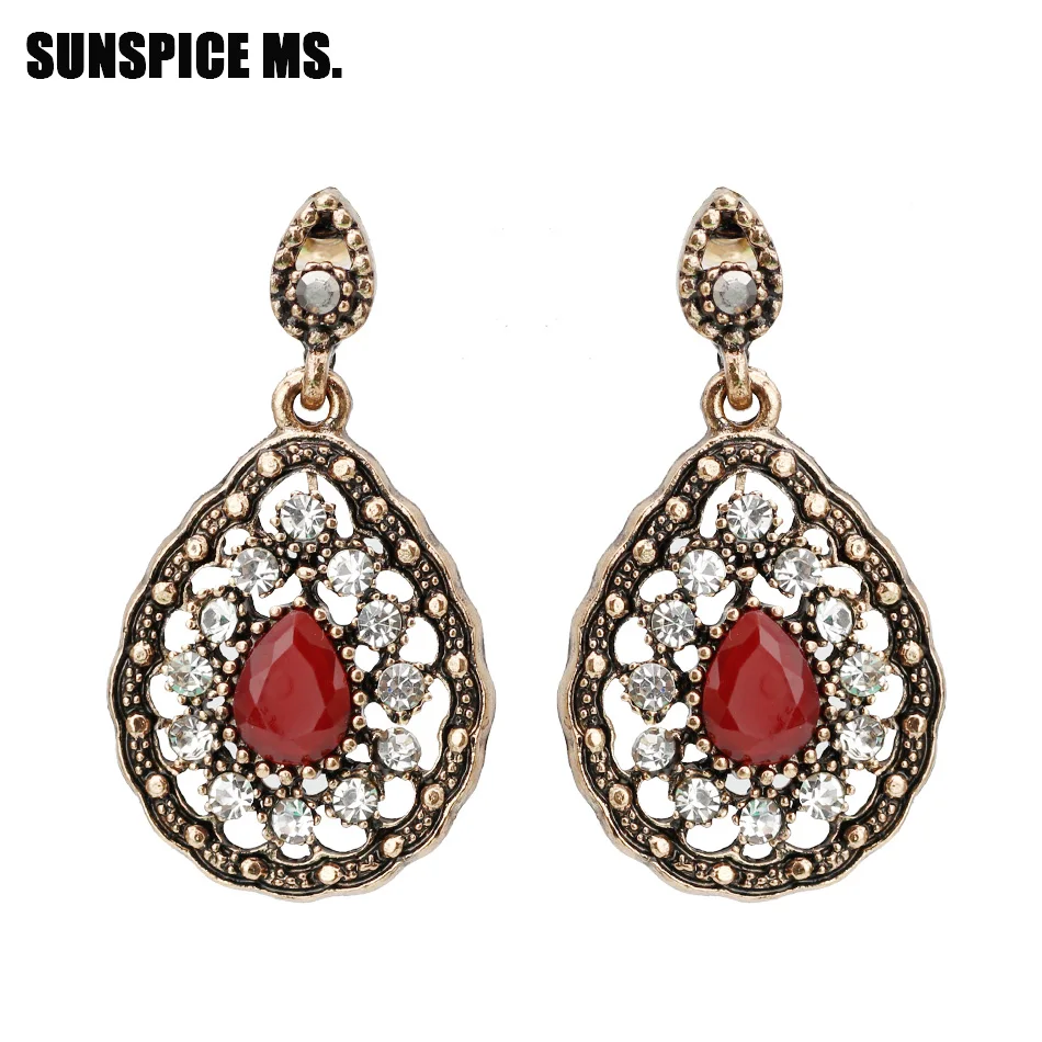 

Ethnic Indian Jewelry Turkish Water Drop Hollow Earrings For Women Antique Gold Color Retro Vintage Bohemia Banquet Bijoux Gift