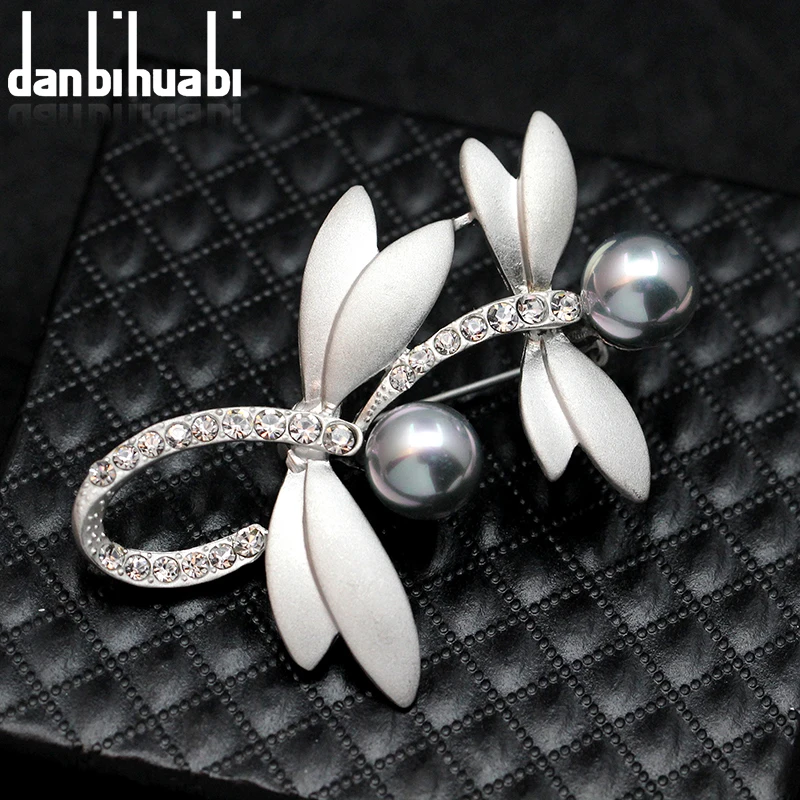 

danbihuabi Rhinestone Broches Women Badges Dragonfly Pins and Brooches for Women Pearl Metal bijouterie Brooch Pin Jewelry