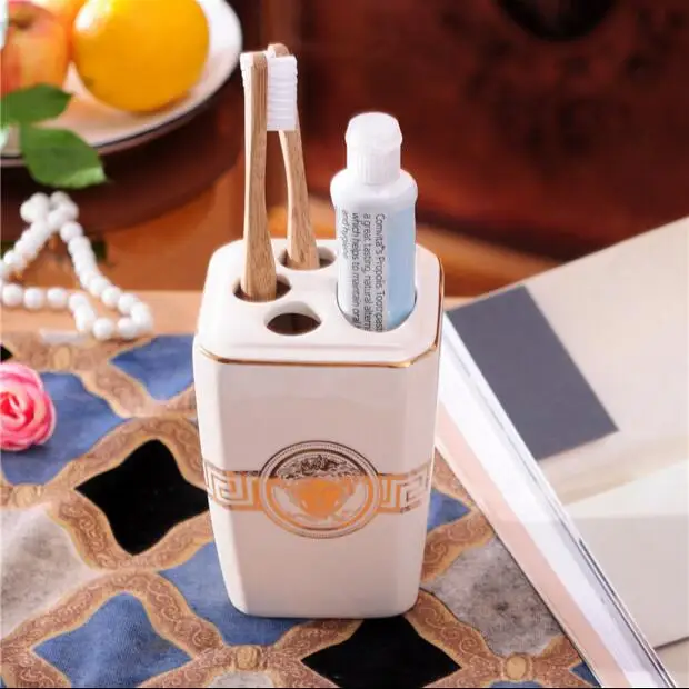 2Colors-5-Pieces-Classic-White-and-Black-Ceramic-Bathroom-Accessories-Set (4)