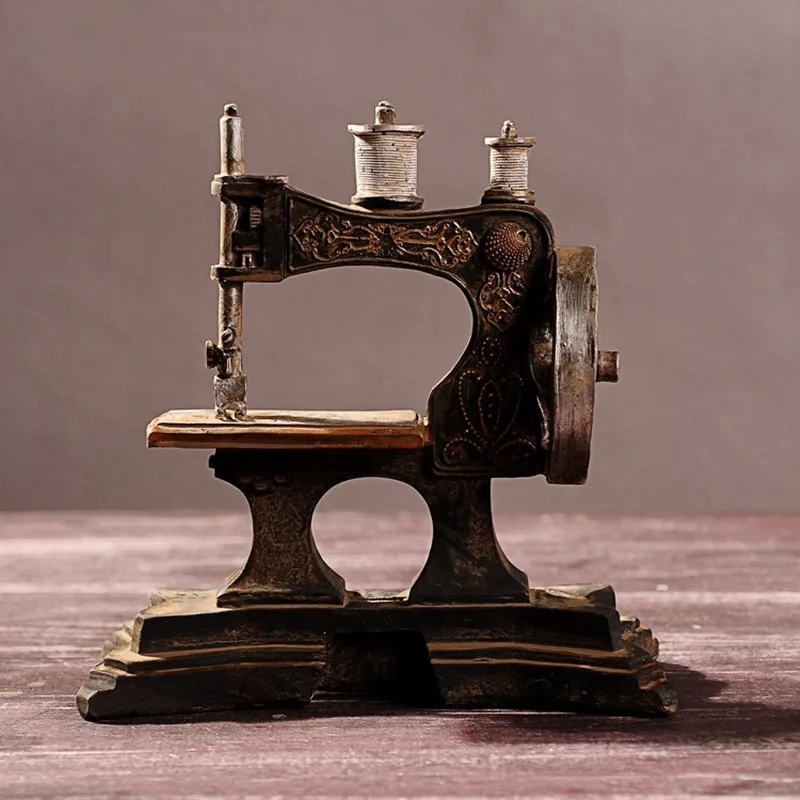 

Creative Resin Sewing Machine Model ornaments restore ancient ways do old Bar Home Decor crafts Gift