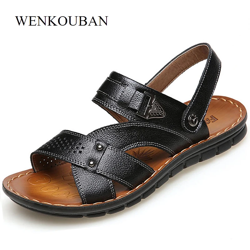 

Fashion Men Genuine Leather Sandals Flip Flops Male Breathable Shoes Rivet Summer Beach Shoes Men Sandals 2019 Casual Slippers