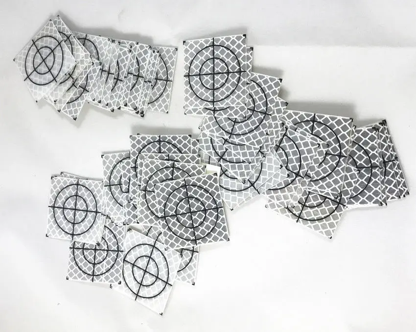 

NEW 100PCS Reflector Sheet 20 x 20mm Reflective tape target