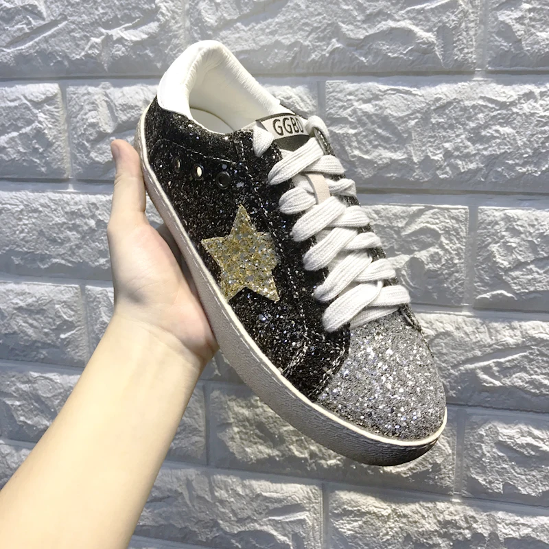 

YtracyGold Glitter Star Women Flats Leather Casual Shoes For Women Sneakers Fashion Tenis Feminino Silver Ladies Vulcanize Shoes