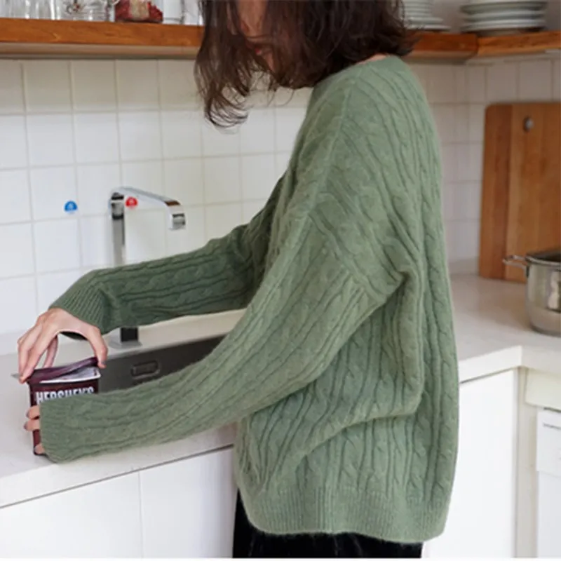 HZYRMY Autumn Winter New Women Cashmere Sweater O-Neck Solid color Twist flower High quality soft Warm pullovers Loose Sweaters Sweaters