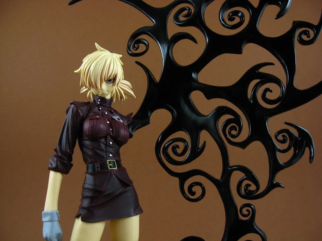hellsing seras victoria figure