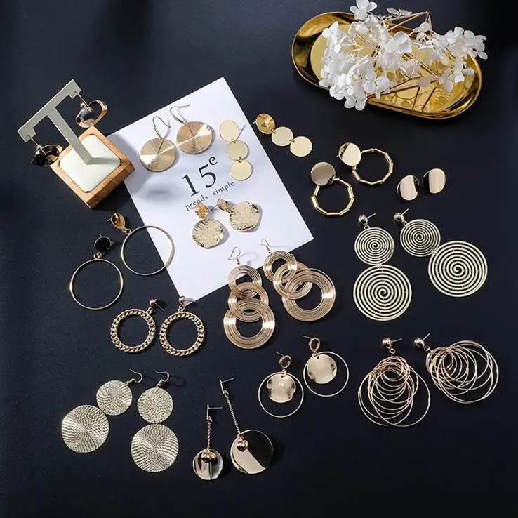 

New Fashion Europe America Hyperbole Metal wind Geometric Gold sequins Tassel Earrings Women's Wild Sexy Pendant Pendientes