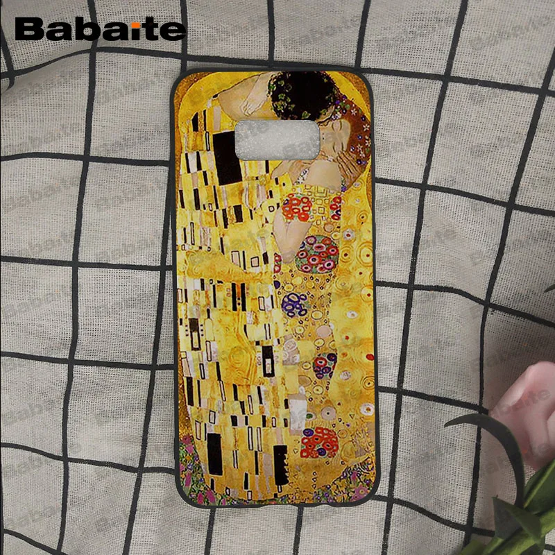 Kiss by Gustav Klimt Design