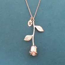 Персонализировать инициалы цветок из розового золота дружбы ожерелья, пользовательские ювелирные украшения с инициалами год Рождество Выпускной сестры подарки