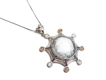 

Genuine Natural Gibeon Iron Meteorite Silver Moldavite Pendants 39x39x9mm Women Necklace Round Pendant 100% Drop Shipping