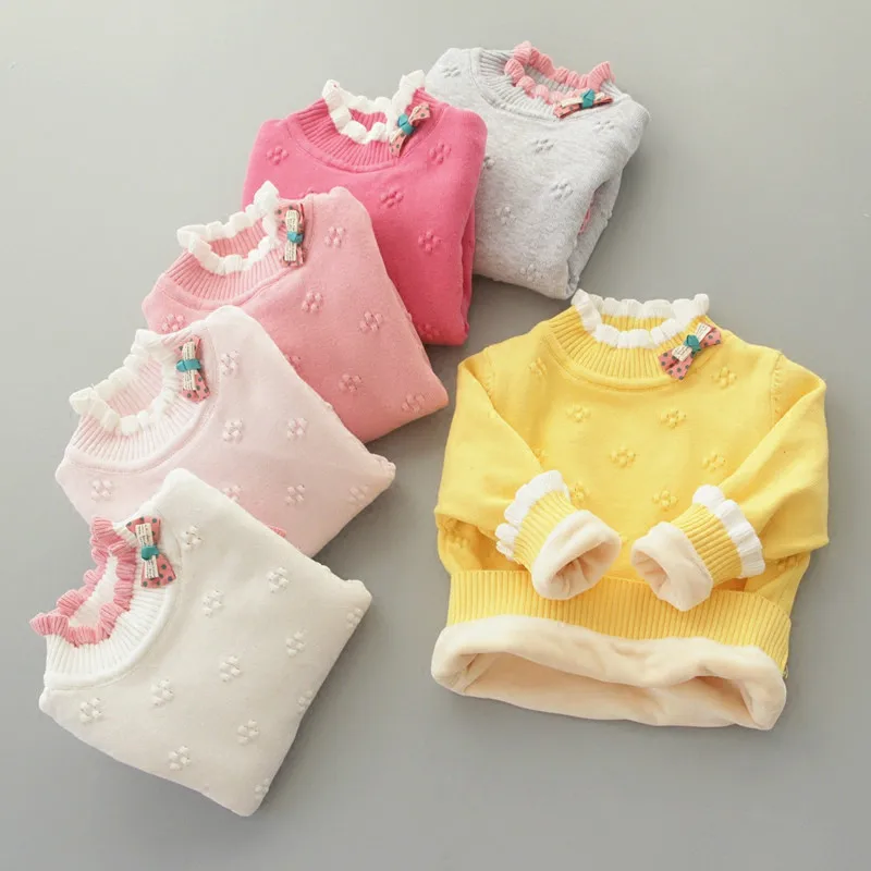 

Girl's winter warm round neck sweater