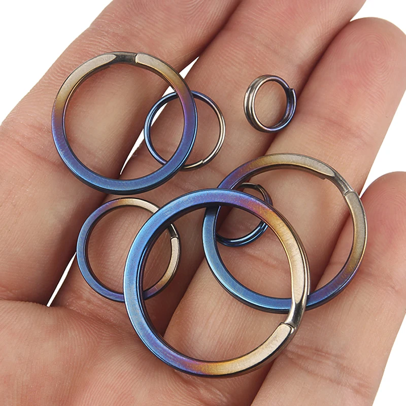 Vibrant Titanium Alloy Ultralight Key Ring - Durable, Rust-Free Outdoor Accessory