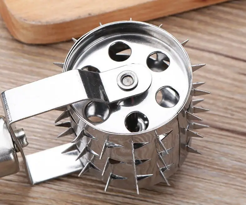 ORGANBOO 1PC Creative kitchen tender meat hammer roller needle loose meat tool thick stainless steel steak tenderizer