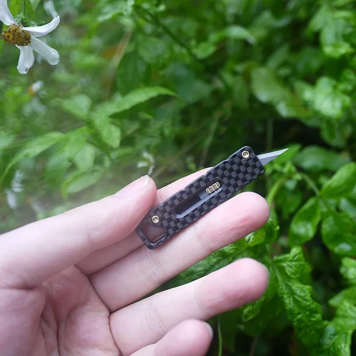 Carbon Fiber Version EDC Key Knife Utility Knife Paper Knife Out Of The Box Portable Keychain Buckle Pocket Knife Carbon Fiber Version EDC Key Knife Utility Knife Paper Knife Out Of The Box Portable Keychain Buckle Pocket Knife