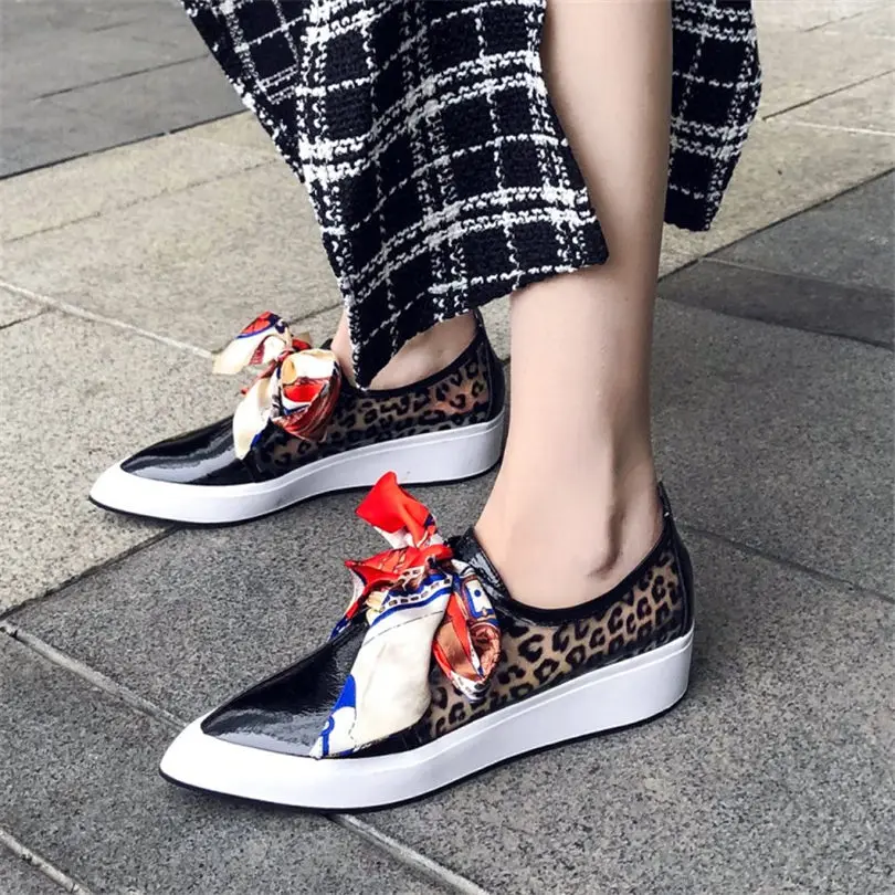 

Creepers Women Shoes Breathable Lace Cow Leather Wedges Punk Party Embroider Pumps Pointed Toe Summer Oxfords Fashion Sneakers