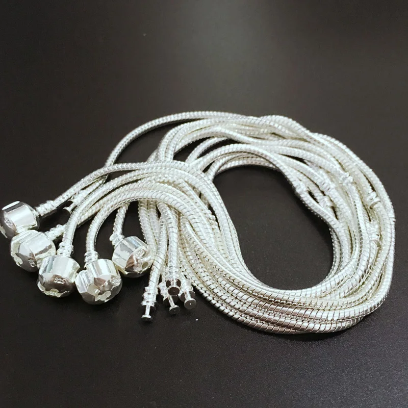 

New 10 pcs /Lot Fashion 45cm Silver Plated Barrel Clasp Snake Chain Charm Collier Necklace For European Beads jewelry DIY