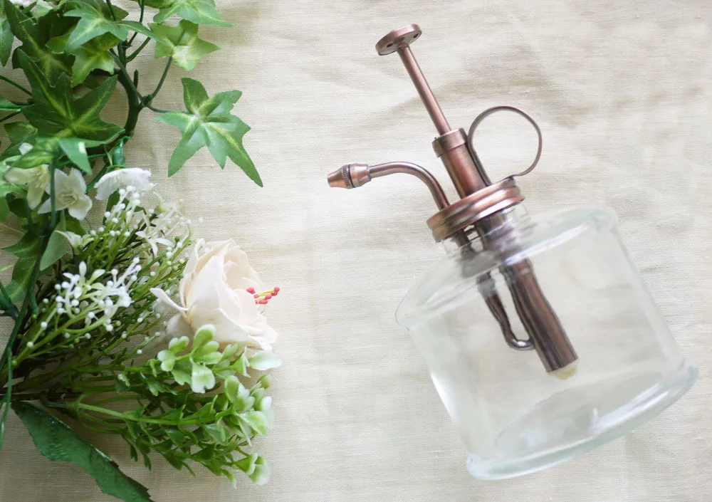 Small-Glass-Potted-Spray-Bottle-Pot-Copper-Watering-Pot-Retro-Gardening-Tool-Succulents (4)