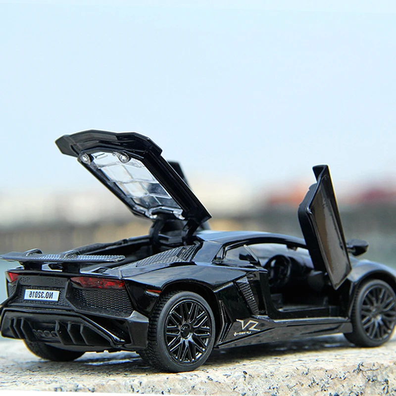 LP770 LP750 1:32 сплава литья под давлением модели автомобилей автомобильные часы со