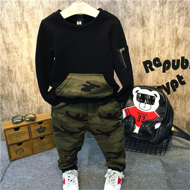 

Children's Wear 2019 Autumn New Boys Casual Sweater Camouflage Set Two Piece Black T-shirt + Camouflage Pants Set 9037