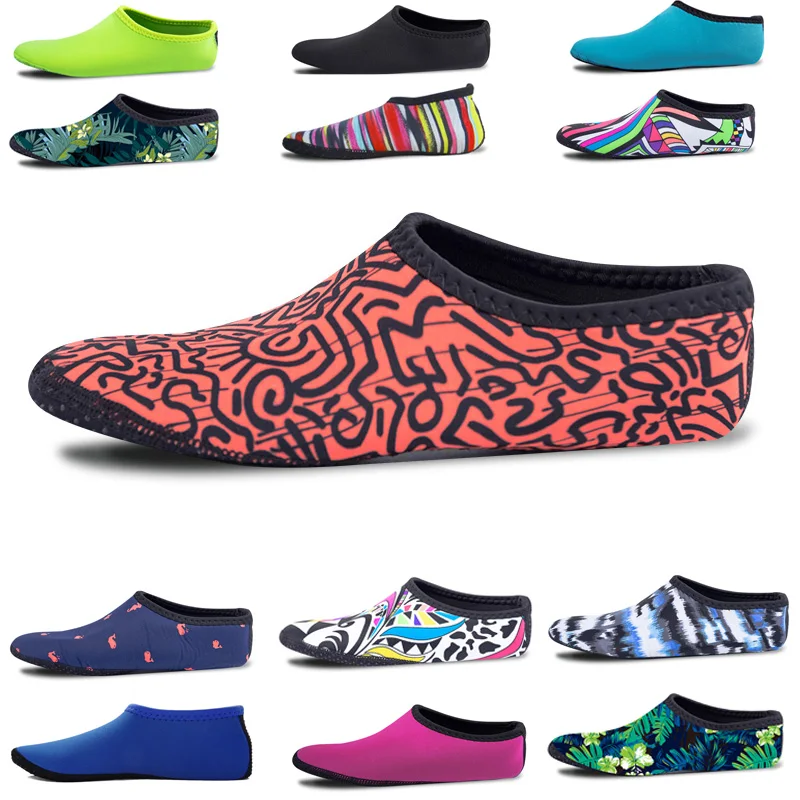 

Water Shoes Aqua Socks for Womens Mens Kids Barefoot Swim Shoes Quick-Dry Beach Pool Socks for Surf Yoga Summer Outdoor Exercise