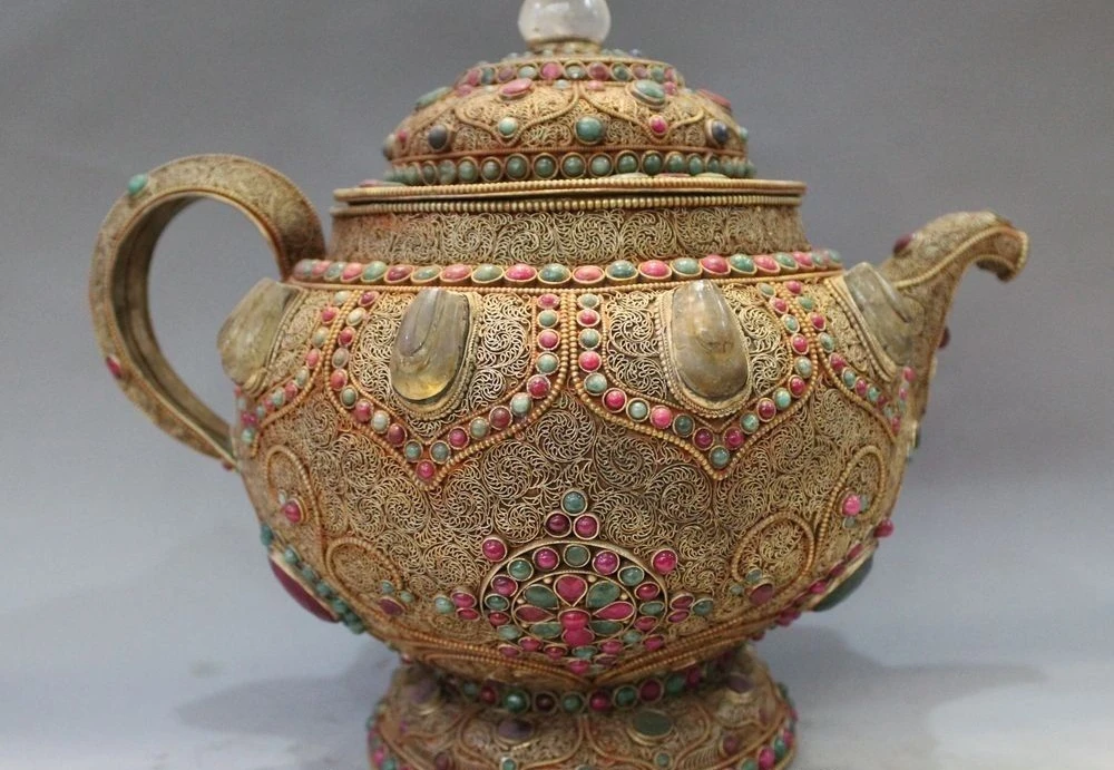 

13" Marked Chinese Dynasty Palace Crystal 24K Gold Silver Gem Wine Tea Pot Flago