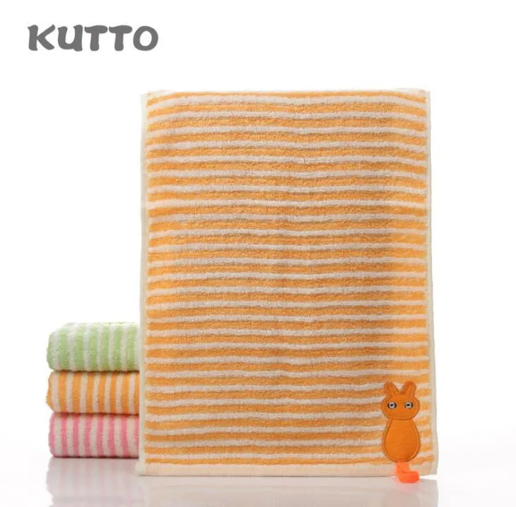 

Kutto Bamboo fiber twist free yarn blended cartoon children's towel striped cloth embroidered kitten hook 25*50cm
