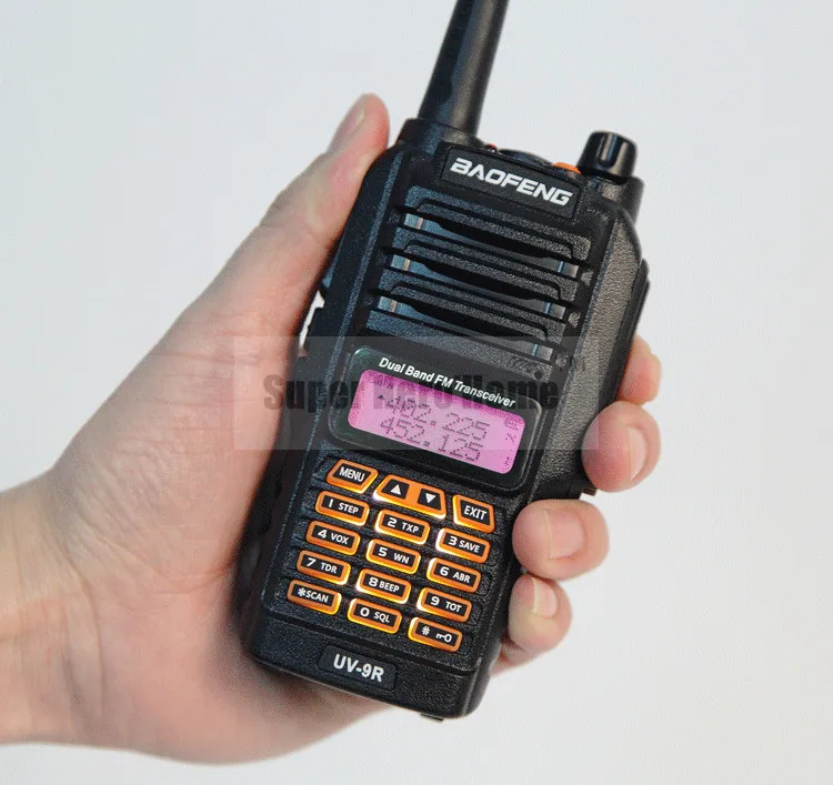 New Baofeng UV-9R Portable Walkie Talkie 8W UHF VHF UV Dual Band Waterproof Scanner Two Way Radio Comunicador Transceiver
