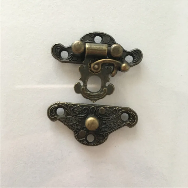 Furniture Hardware Toggle Latches Jewelry Box Hasps Decorative Latches Buckle Clamp 2Pcs Special Small Box Packing Buckle Antique Wooden Gift Box Lock Alloy Buckle Latch Hook Locks,23*28mm
