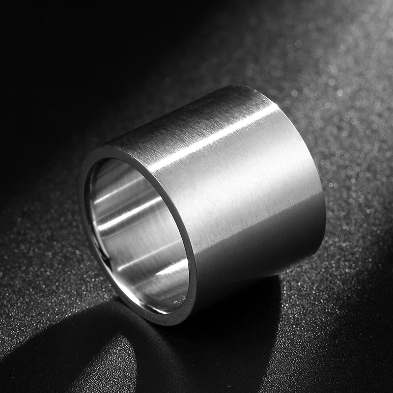 

18mm Dull Silver Color Titanium Ring for Men