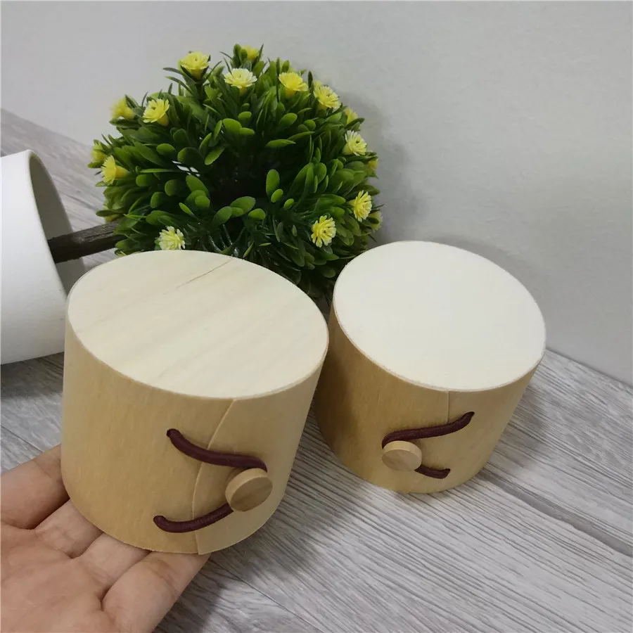 

Small Round Box with Rope Buckle Organie Material Wood General Tea Caddy Soft Wood Bark Lovely Gift Box Home Decor6.8*5.4CM
