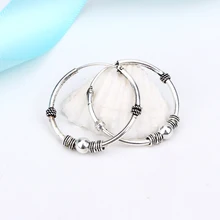 1 par de pendientes de aro de 24mm de plata vintage bohemia de Color para mujer pendientes sencillos gancho perforado brazalete Brincos Bijoux joyería(China)
