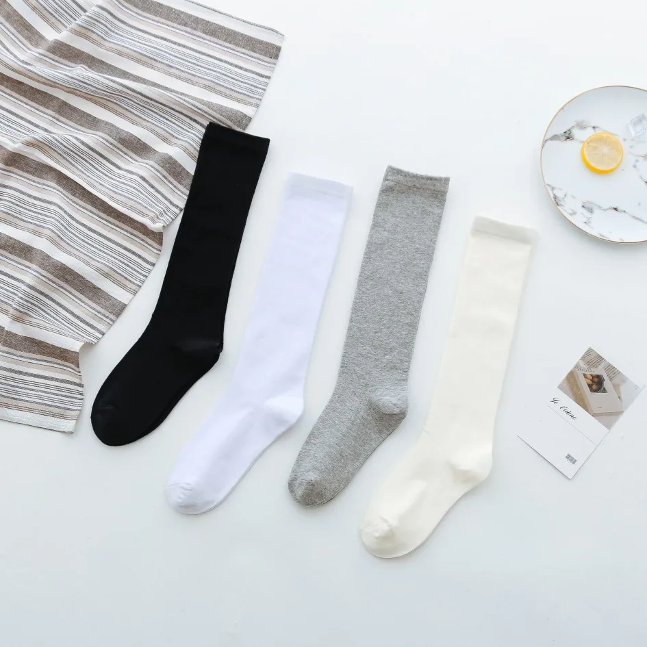 

2019 New Japanese calf socks, black and white uniforms, stockings, plain knee socks XWZ-CT19