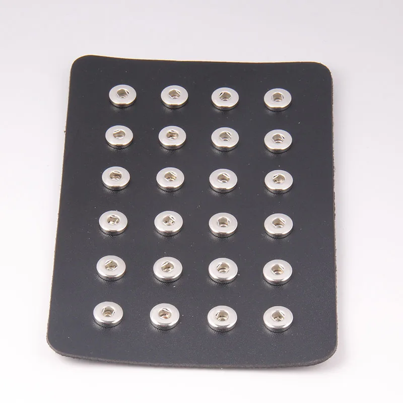 snap button display 7.jpg