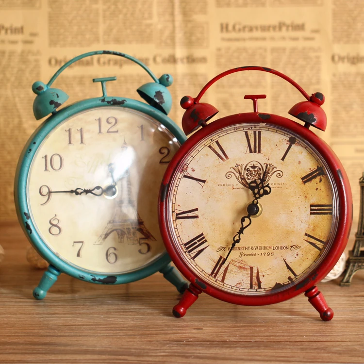 Fashion japanese style vintage wrought iron desk clock silent watch