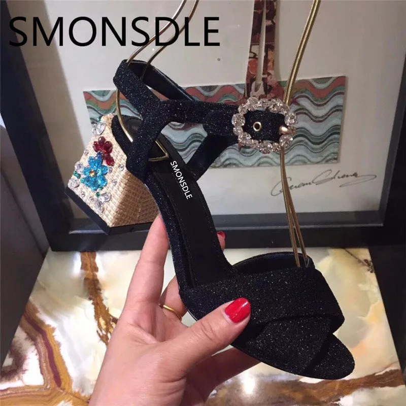 

2018 New Fashion Summer Genuine Leather Women Sandals Crystal Flower Thick Heel Women Shoes Buckle Strap Party Shoes Woman