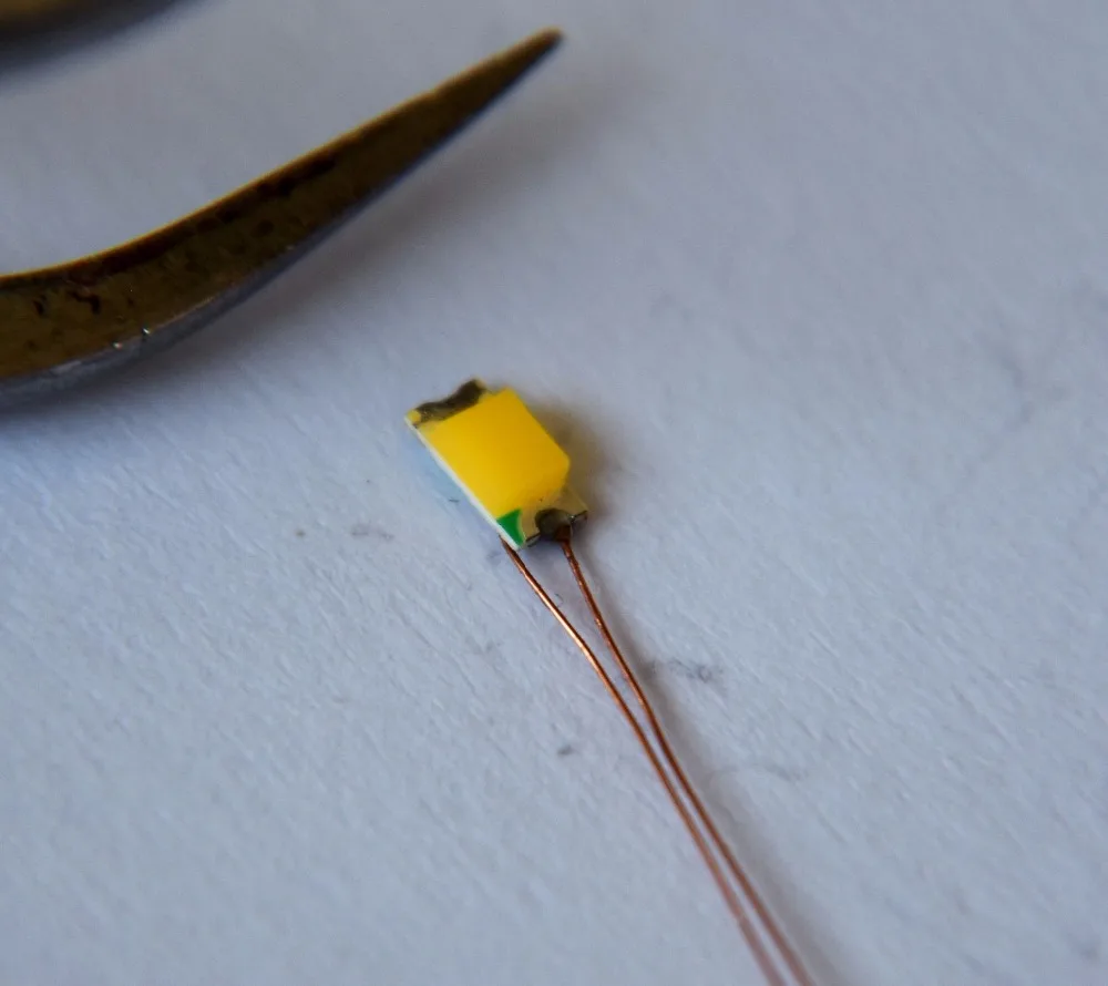 

Q1206WW WARM WHITE 20pcs 0.1mm Enameled Copper Wire Pre-soldered SMD Led 1206 Wired Scale Model Layout Car DIY NEW