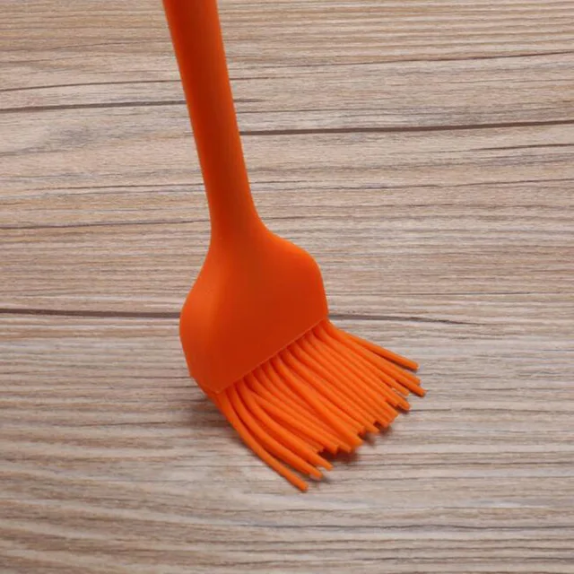 Heat-Food-Cooking-Brush-Kitchen-Silicone-Backing-Tool-Food-Silicone-Basting-Brushes-with-A-Hot-Hot.jpg_640x640