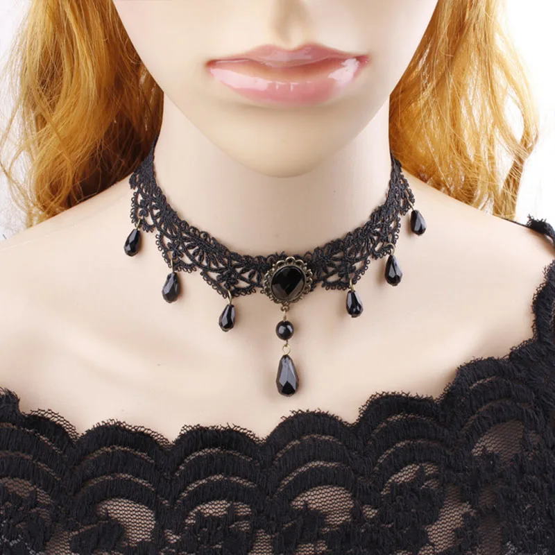 

European and American retro court Gothic personality features multi-layer crystal lace necklace clavicle chain